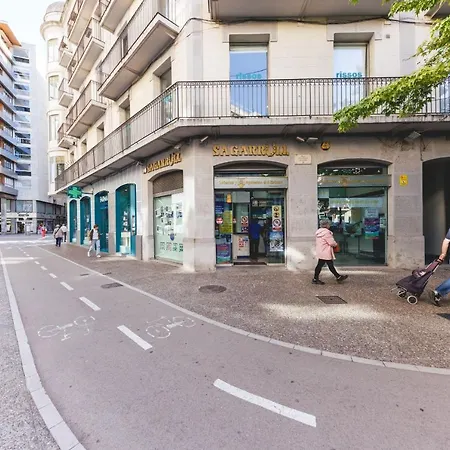 Apartment Bravissimo Marques De Camps, 3-bedroom Girona